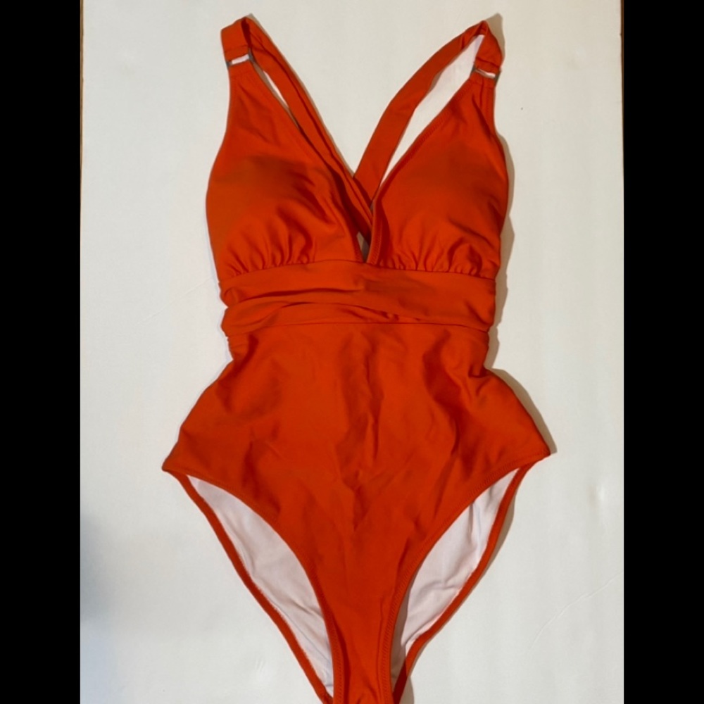 EUC RED HOT 🔥🔥🔥One Piece Bathing Suit🔥SALE